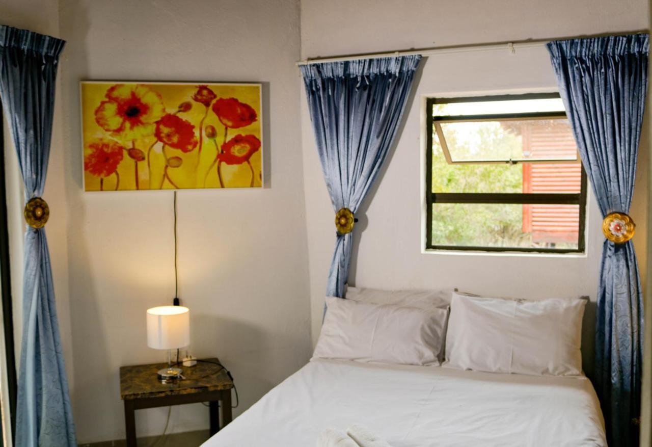 Nanisto Bush Lodge มาร์ลอทพาร์ค ภายนอก รูปภาพ